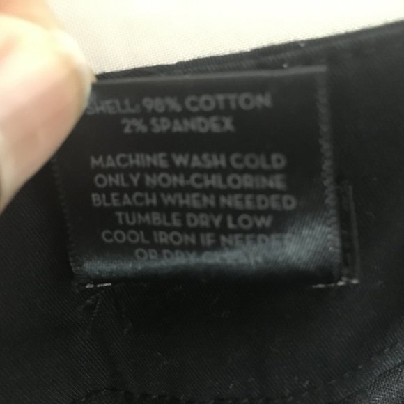 Ann Taylor Factory Signature Black Shorts Size 2 - Picture 2 of 5